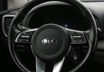 Подержанный автомобиль Kia Sportage 2019 года (26 фото)