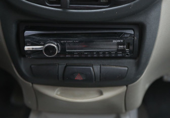 Подержанный автомобиль LADA (ВАЗ) Kalina Hatchback 2010 года (13 фото)