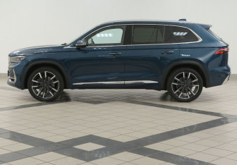 Подержанный автомобиль Geely Monjaro 2022 года (7 фото)