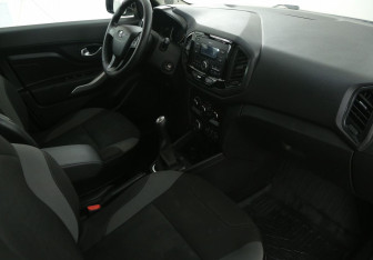 Подержанный автомобиль LADA (ВАЗ) XRAY 2019 года (8 фото)