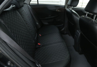 Подержанный автомобиль Toyota Corolla Sedan 2008 года (11 фото)