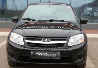 Подержанный автомобиль LADA (ВАЗ) Granta Liftback 2018 года (2 фото)