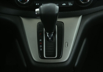Подержанный автомобиль Honda CR-V 2013 года (13 фото)