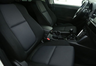 Подержанный автомобиль Mazda CX-5 2012 года (10 фото)