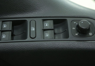 Подержанный автомобиль Volkswagen Tiguan 2014 года (17 фото)