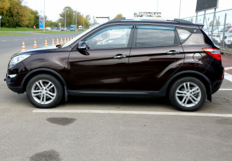 Подержанный автомобиль Changan CS35 2018 года (8 фото)