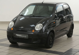 Подержанный автомобиль Daewoo Matiz 2010 года (8 фото)