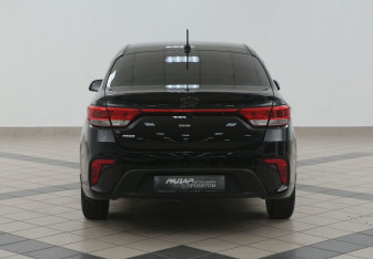 Подержанный автомобиль Kia Rio Sedan 2017 года (5 фото)