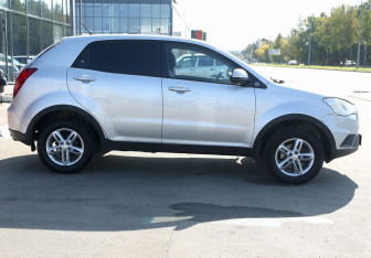 Подержанный автомобиль SsangYong Actyon 2011 года (7 фото)