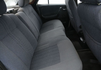 Подержанный автомобиль ГАЗ 3110 «Волга» Sedan 2001 года (11 фото)