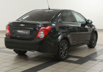 Подержанный автомобиль Chevrolet Aveo Sedan 2012 года (4 фото)