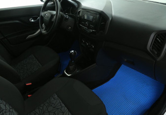 Подержанный автомобиль LADA (ВАЗ) XRAY 2019 года (9 фото)