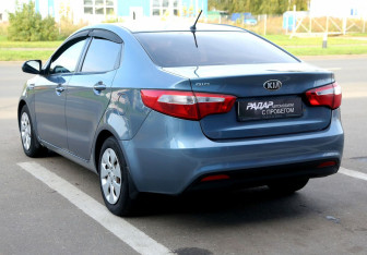 Подержанный автомобиль Kia Rio Sedan 2013 года (4 фото)