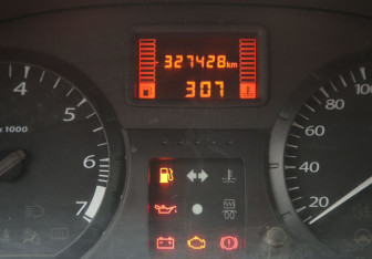 Подержанный автомобиль LADA (ВАЗ) Largus Wagon 2014 года (17 фото)