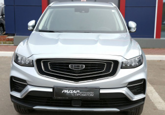 Подержанный автомобиль Geely Atlas Pro 2023 года (2 фото)