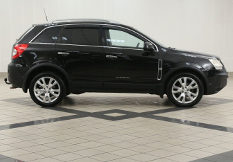 Подержанный автомобиль Opel Antara 2007 года (5 фото)