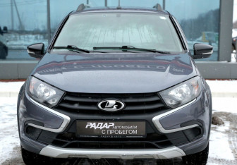 Подержанный автомобиль LADA (ВАЗ) Granta Wagon 2022 года (2 фото)