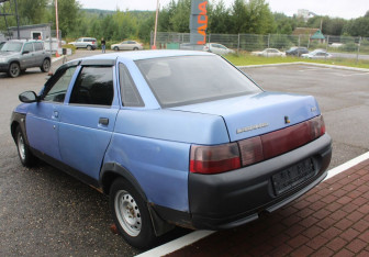 Подержанный автомобиль LADA (ВАЗ) 2110 2000 года (5 фото)