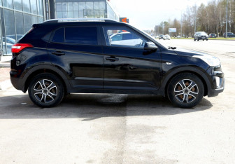 Подержанный автомобиль Hyundai Creta 2016 года (7 фото)
