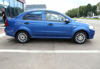 Подержанный автомобиль Chevrolet Aveo Sedan 2008 года (7 фото)