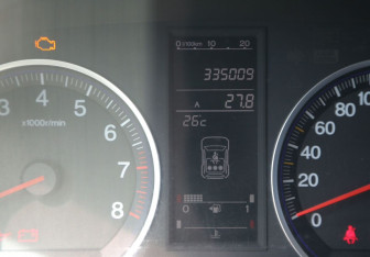 Подержанный автомобиль Honda CR-V 2008 года (18 фото)