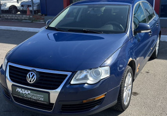 Подержанный автомобиль Volkswagen Passat Sedan 2006 года (8 фото)