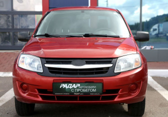 Подержанный автомобиль LADA (ВАЗ) Granta Sedan 2012 года (2 фото)