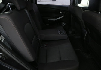 Подержанный автомобиль SsangYong Actyon 2014 года (11 фото)