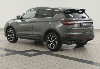 Подержанный автомобиль Geely Coolray 2023 года (2 фото)