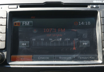 Подержанный автомобиль Kia Sportage 2012 года (16 фото)