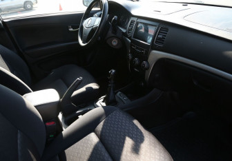 Подержанный автомобиль SsangYong Actyon 2011 года (9 фото)