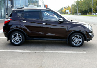 Подержанный автомобиль Changan CS35 2018 года (7 фото)