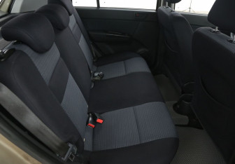 Подержанный автомобиль Hyundai Getz 2008 года (11 фото)