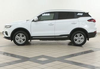 Подержанный автомобиль Geely Atlas Pro 2024 года (7 фото)