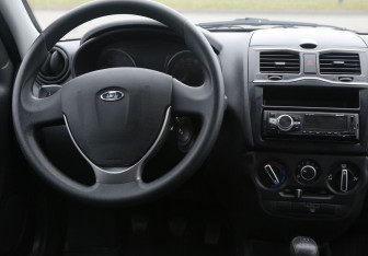 Подержанный автомобиль LADA (ВАЗ) Granta Sedan 2022 года (14 фото)