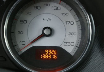 Подержанный автомобиль Peugeot 308 Hatchback 2008 года (18 фото)