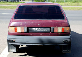 Подержанный автомобиль ИЖ 2126 «Ода» 2003 года (5 фото)