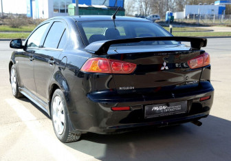 Подержанный автомобиль Mitsubishi Lancer Sedan 2008 года (4 фото)