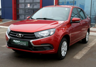 Подержанный автомобиль LADA (ВАЗ) Granta Liftback 2018 года (3 фото)