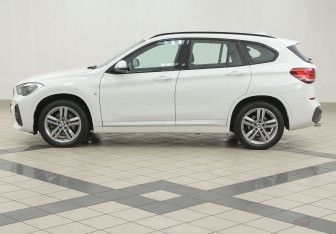 Подержанный автомобиль BMW X1 2019 года (7 фото)