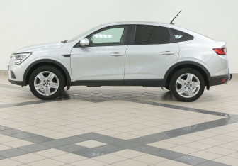 Подержанный автомобиль Renault Arkana 2020 года (7 фото)