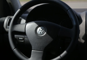 Подержанный автомобиль Volkswagen Golf Hatchback 2008 года (16 фото)