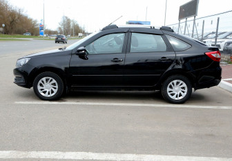 Подержанный автомобиль LADA (ВАЗ) Granta Liftback 2023 года (8 фото)