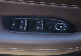 Подержанный автомобиль Chery Tiggo 8 Pro 2021 года (17 фото)