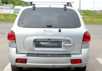 Подержанный автомобиль Hyundai Santa Fe 2008 года (5 фото)