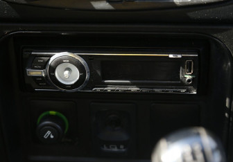 Подержанный автомобиль Chevrolet Niva 2010 года (13 фото)