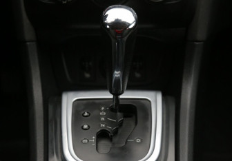 Подержанный автомобиль Citroen C4 Sedan 2013 года (13 фото)