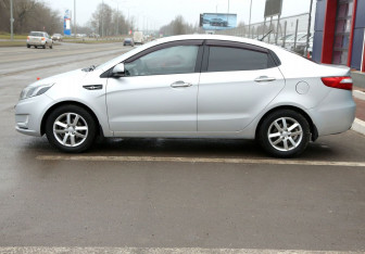Подержанный автомобиль Kia Rio Sedan 2011 года (8 фото)