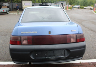 Подержанный автомобиль LADA (ВАЗ) 2110 2000 года (6 фото)