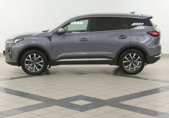 Подержанный автомобиль Chery Tiggo 7 Pro Max 2023 года (7 фото)